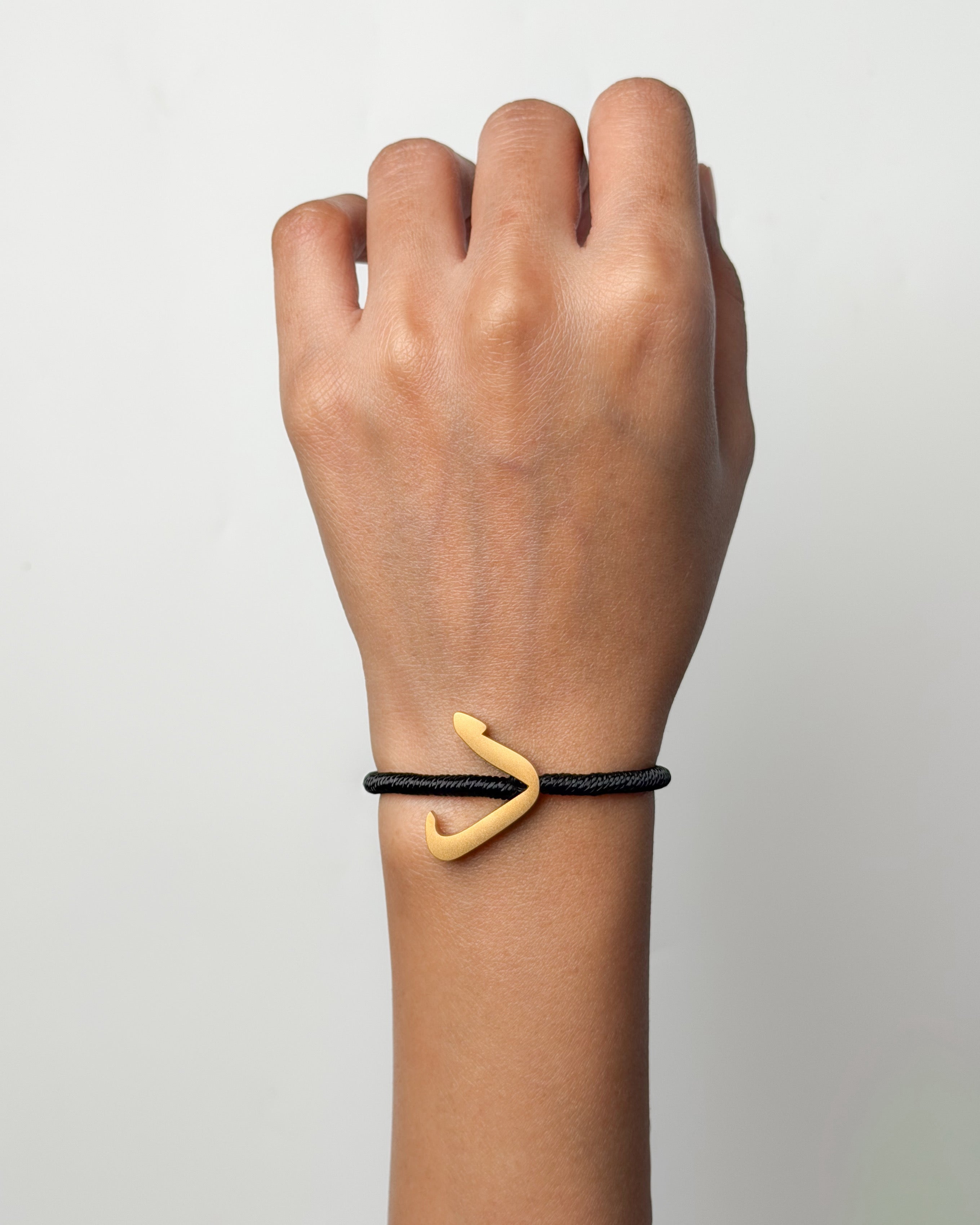 String Letter Bracelet د