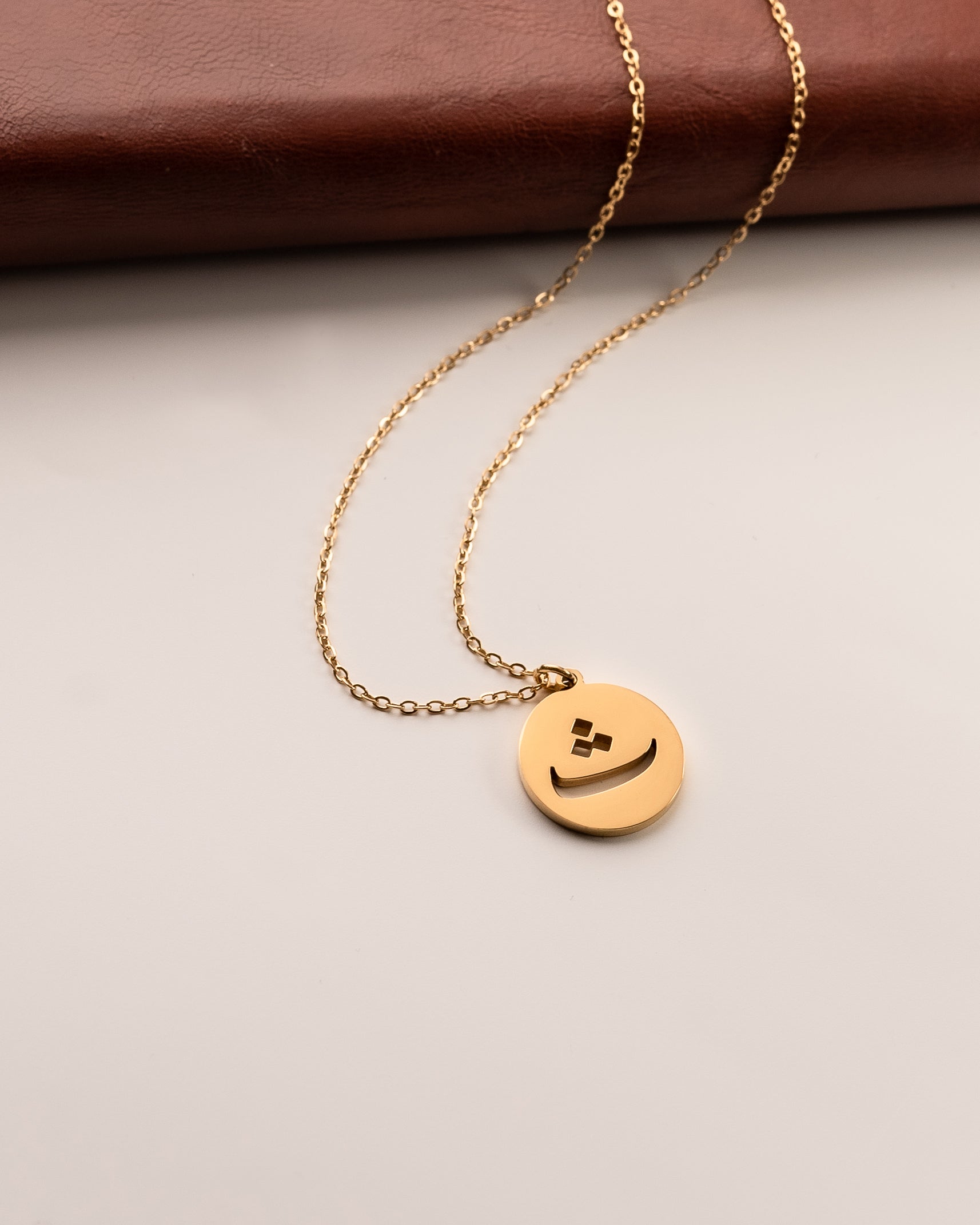 Arabic Letter Necklace ث