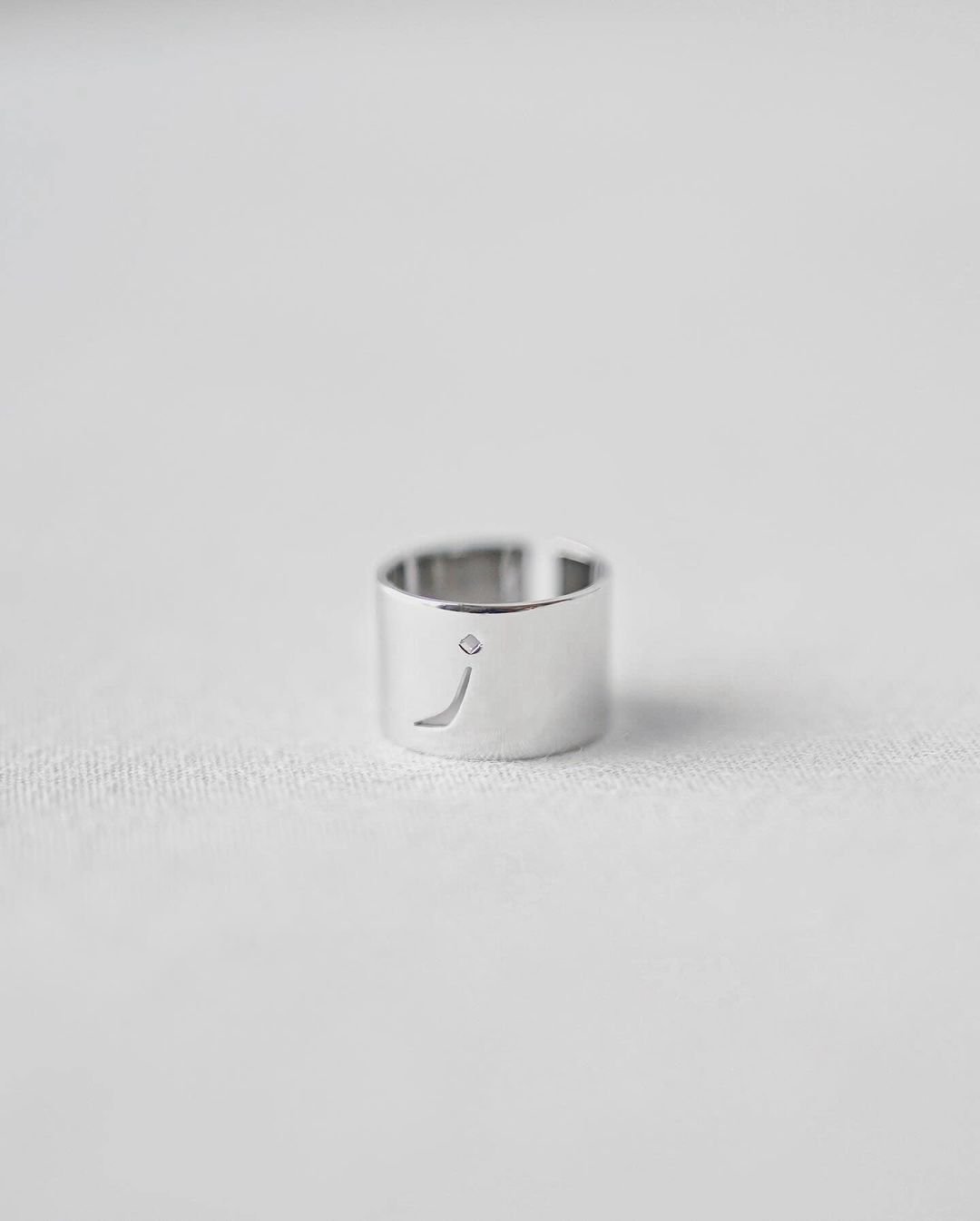 Arabic Initial Ring