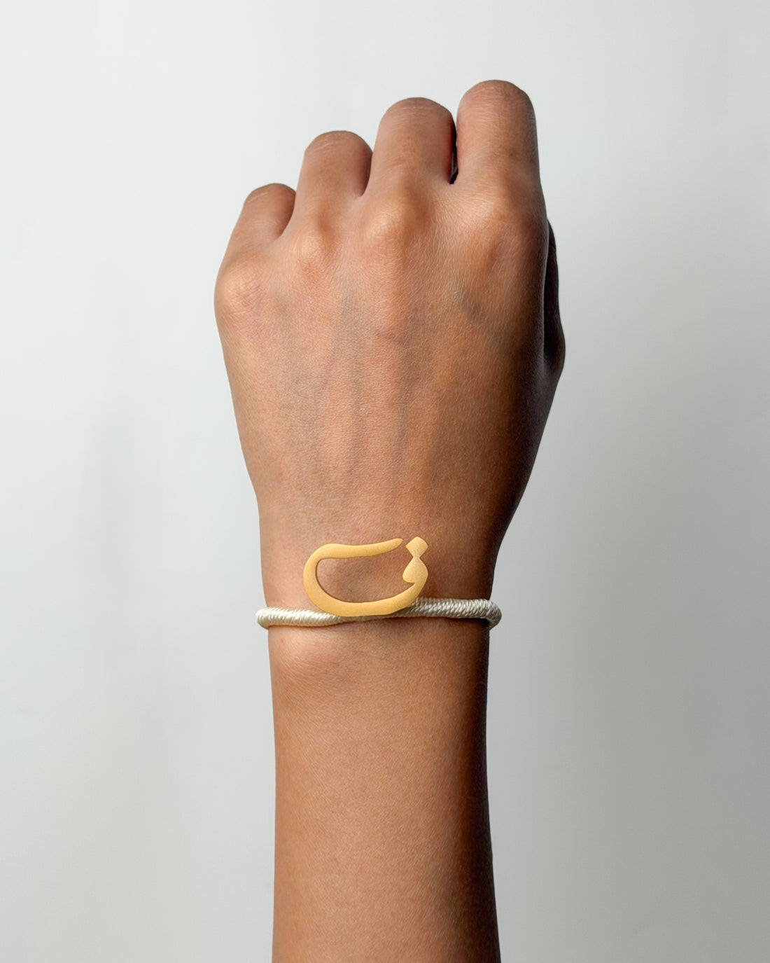 String Letter Bracelet ف