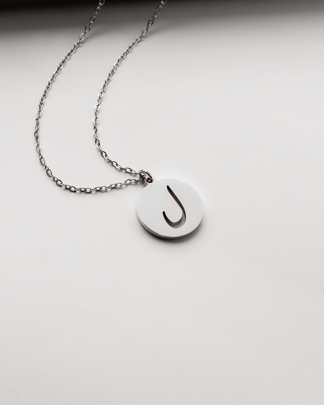 Initial Necklace (Silver) ل