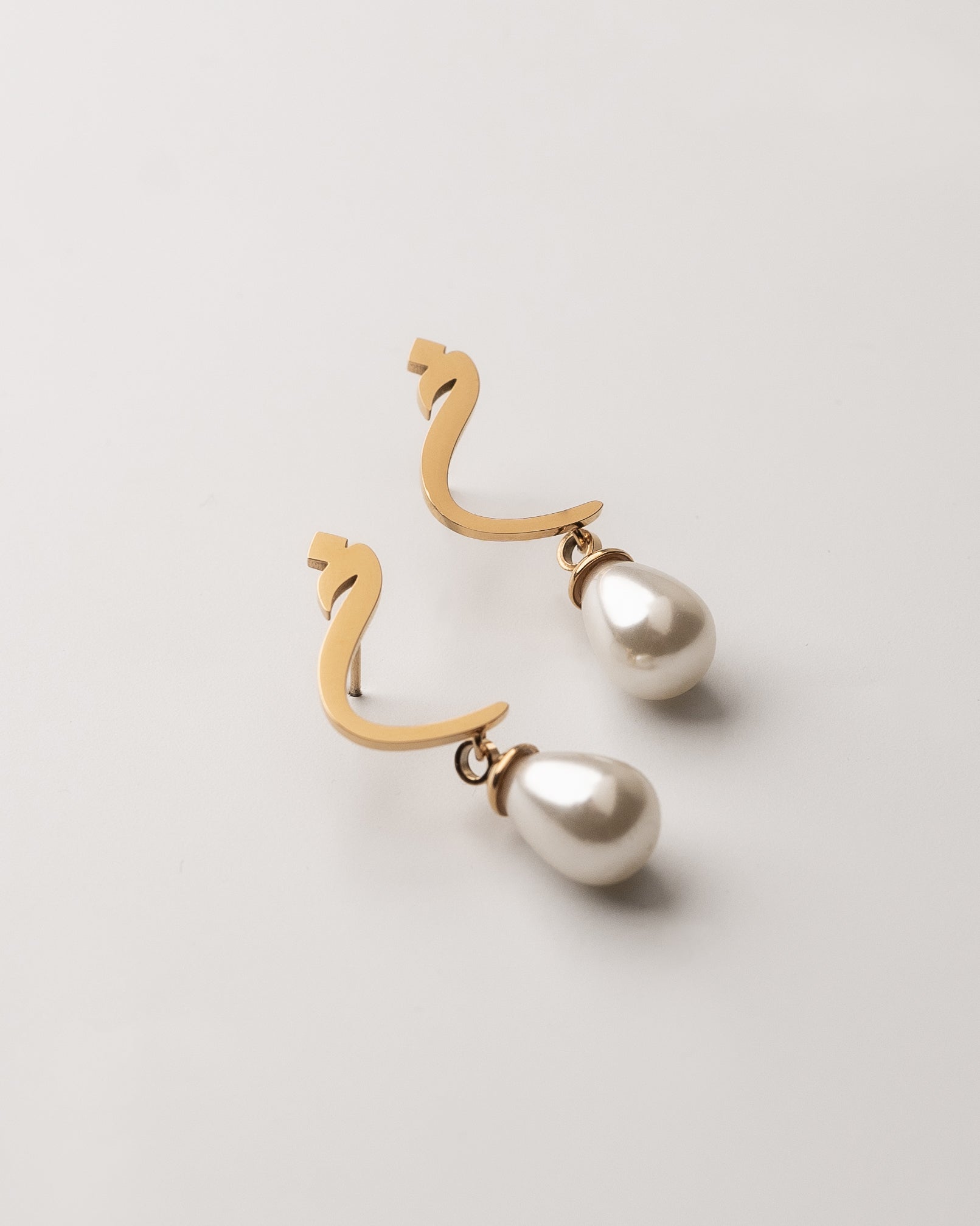 Calligraphed Letter Earrings خ