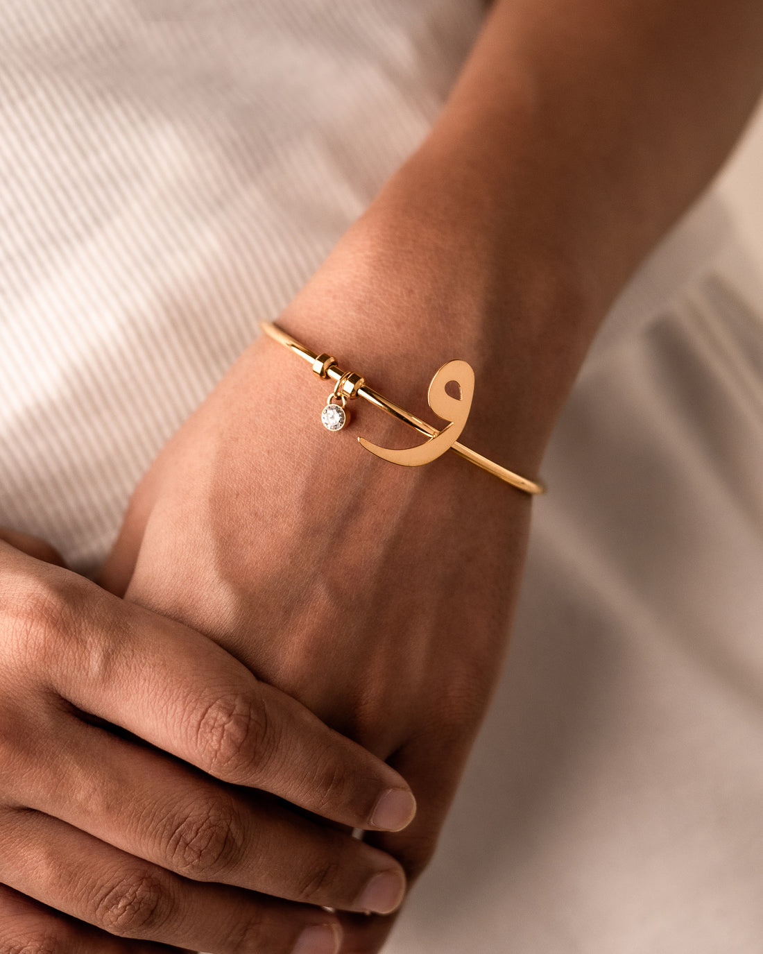Arabic Initial Cuff و