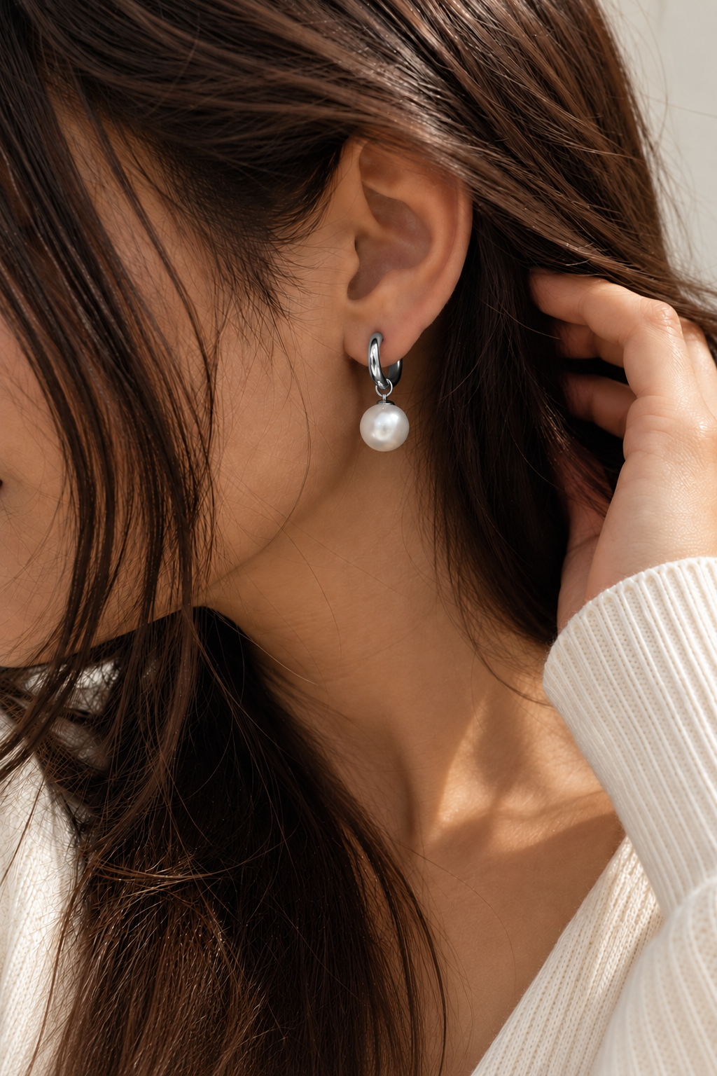 Cove Pearl Earrings (Silver)